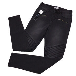 𝅺CELLO Black Five Pocket High Rise Skinny Leg Color Jeans NWT